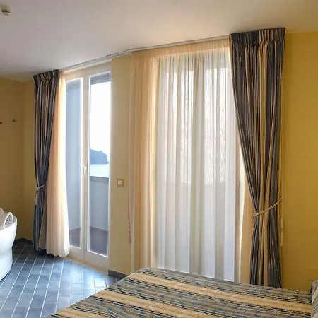 Baia Hotel