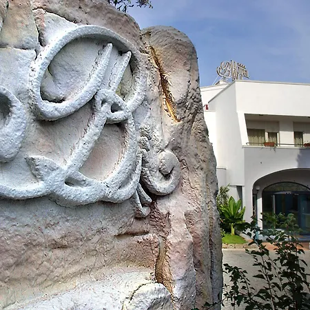 Baia Hotel 4*
