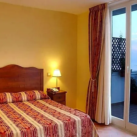 Hotel Baia Palinuro