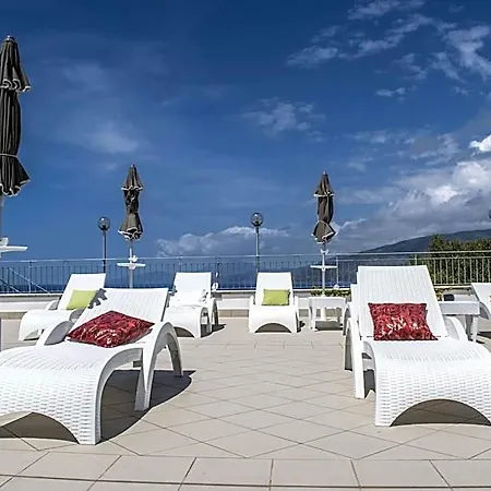 Baia Hotel