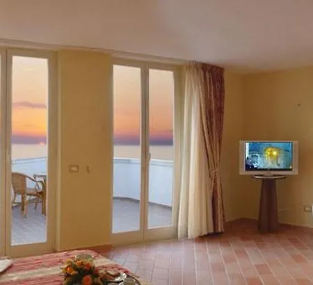 Ξενοδοχείο Baia