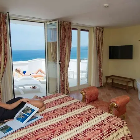 Baia Hotel