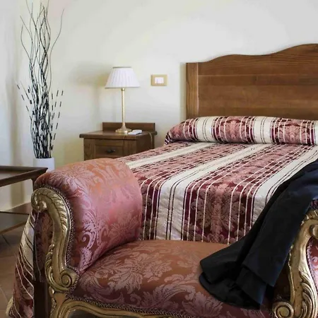 Baia 4* 팔리누로