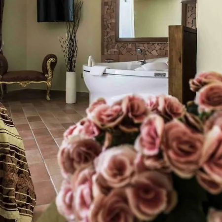 Ξενοδοχείο Baia 4*